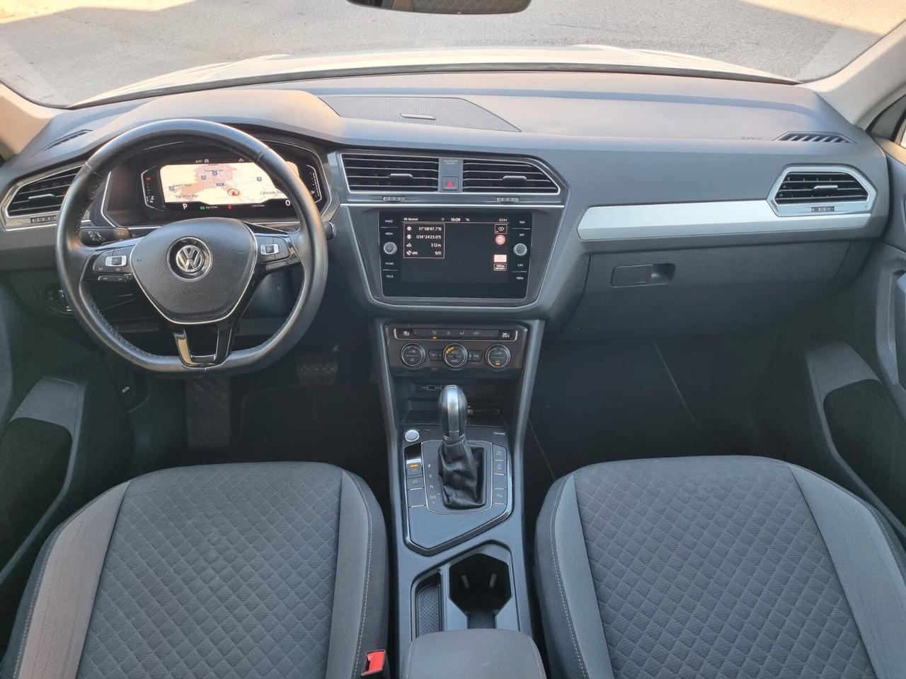 Volkswagen Tiguan 2.0 TDI SCR DSG Sport R Line