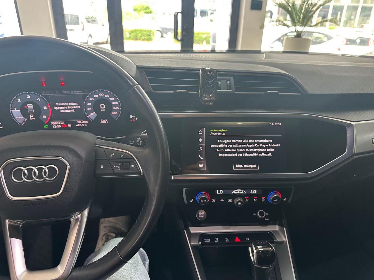 Audi Q3 S Line 2.0 35 TDI #5618