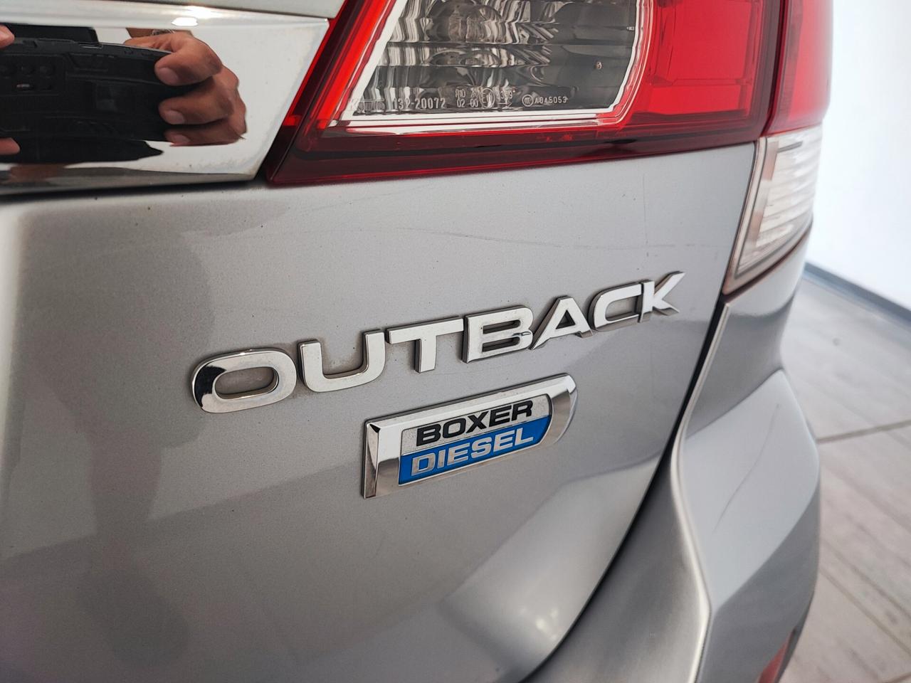 Subaru OUTBACK 2.0D Lineartronic Exclusive