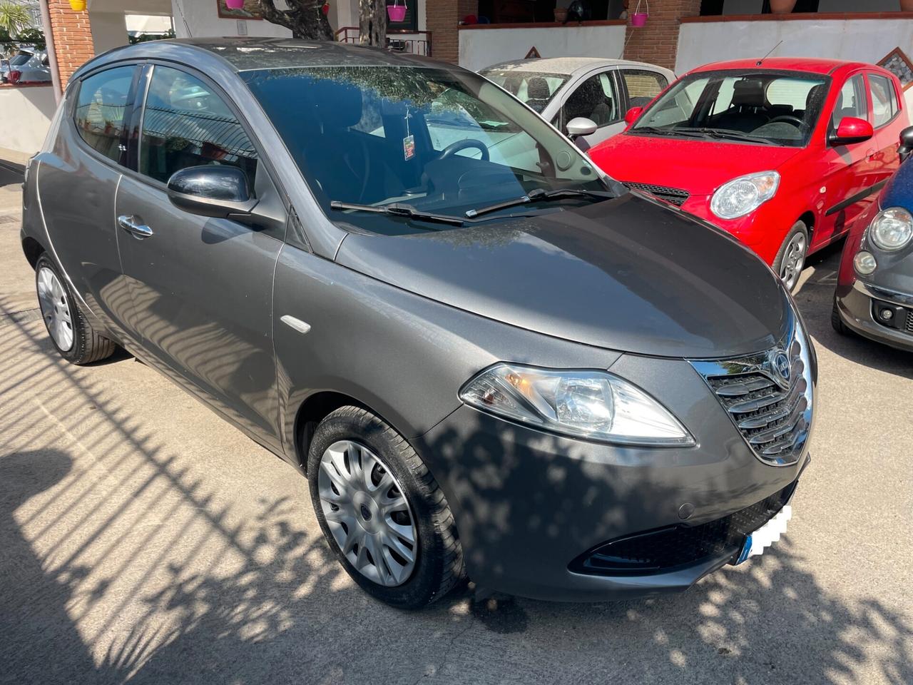 Lancia Y Ypsilon 1.2 GPL NUOVO Gold FULL 126.000 KM! TAGLIANDATA NEOPATENTATI