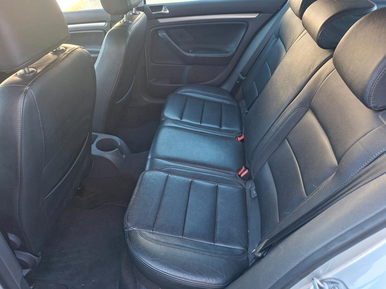 Volkswagen Golf 1.6 16v Sport Edition*NEOPATENTATI*