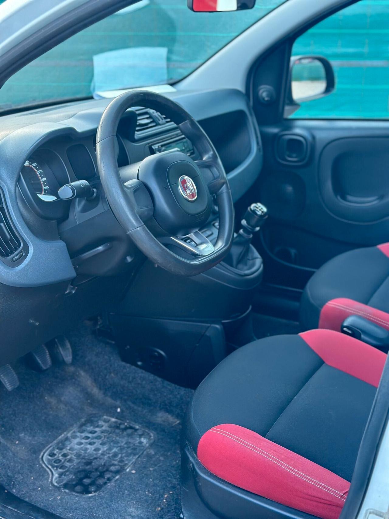 Fiat Panda 1.2 Easyy 2017 LEGGI
