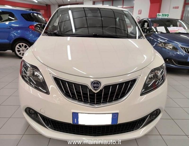 Lancia Ypsilon 1.0 Hybrid 70cv 5P Platino + Car Play m