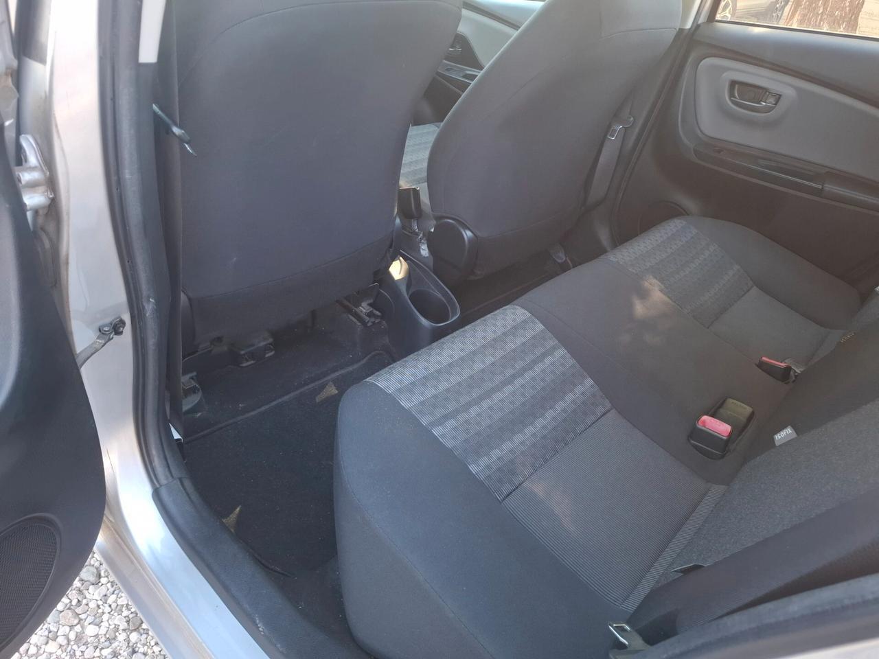 Toyota Yaris 1.0 5 porte Lounge
