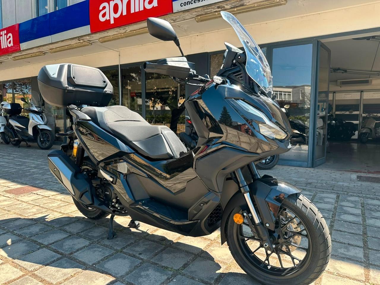 Honda ADV 350