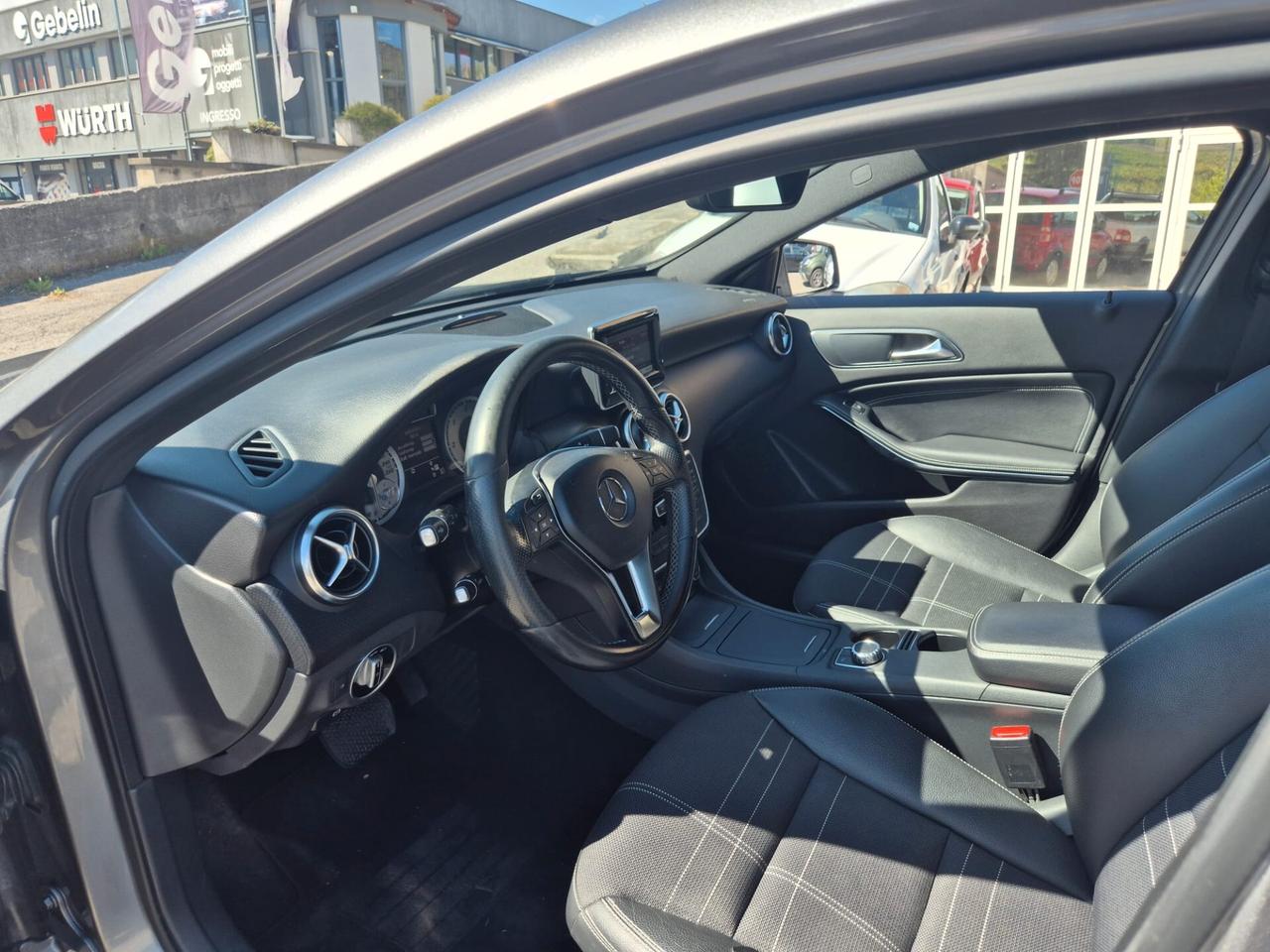 Mercedes-benz A 180 CDI BlueEFFICIENCY Automatic Premium