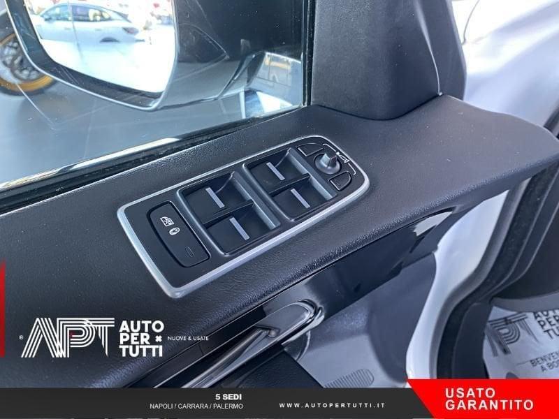 Jaguar F-Pace F-Pace 2.0d i4 R-Sport awd 180cv auto my18