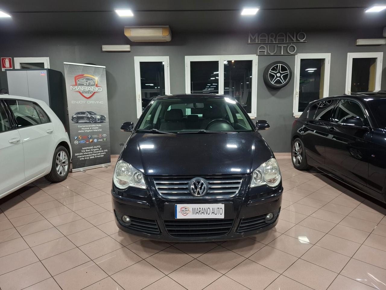 Volkswagen Polo 1.4 TDI 3 porte Sportline NEOPATENTATI