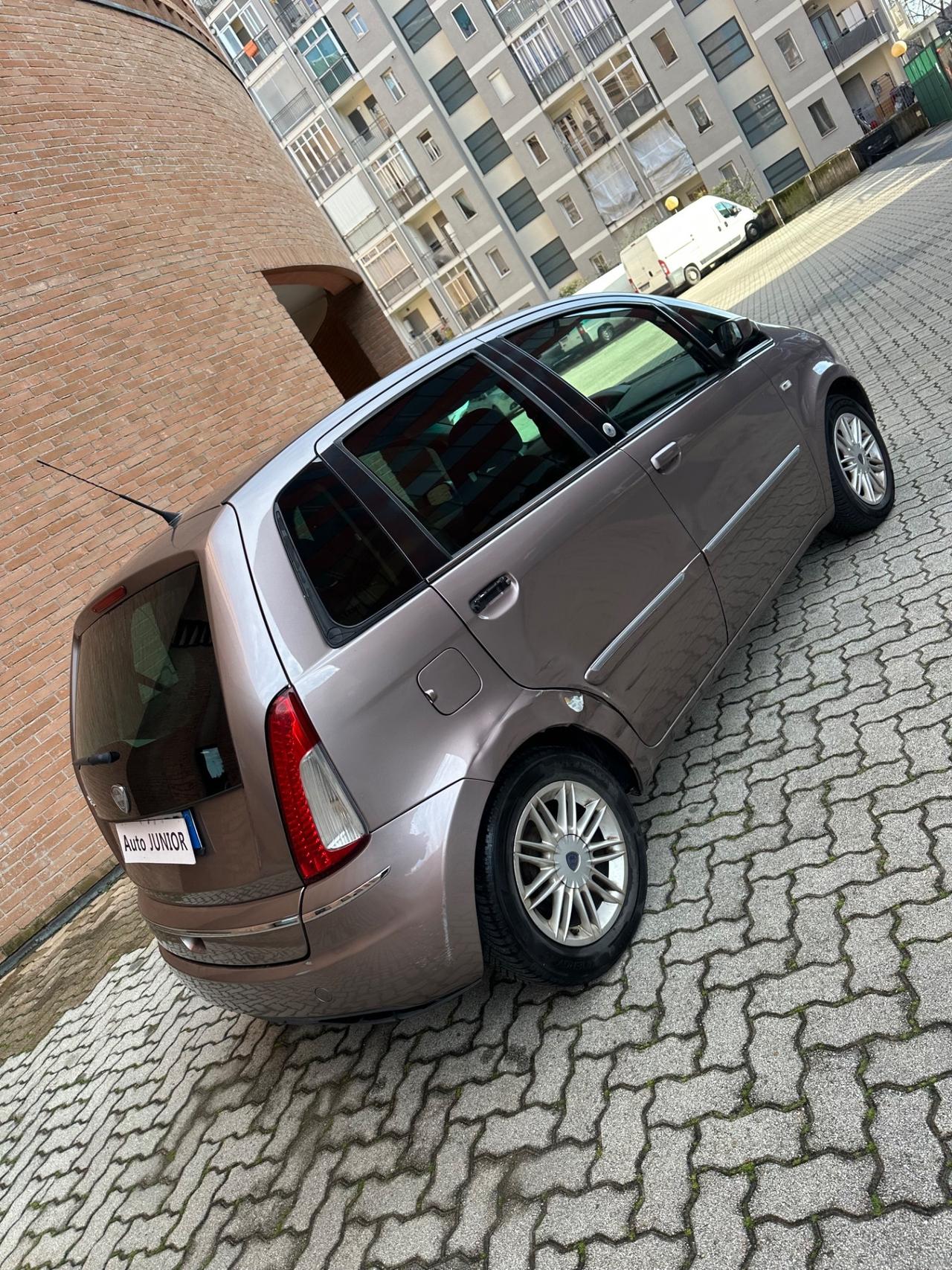 Lancia MUSA 1.4 Argento Ecochic GPL