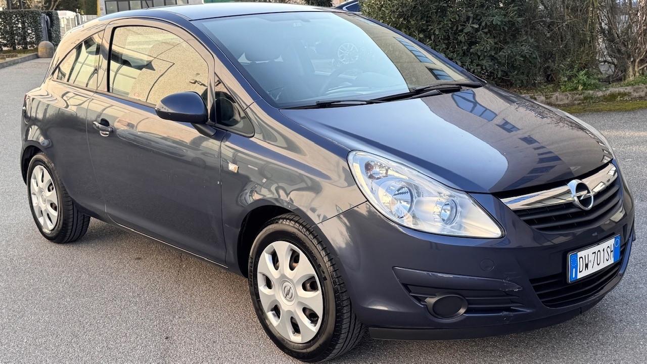 Opel Corsa 1.2 3 porte Enjoy GPL