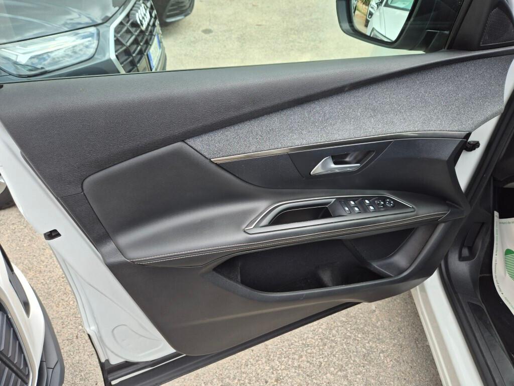 Peugeot 3008 GT-LINE EAT8 BlueHDi 130CV