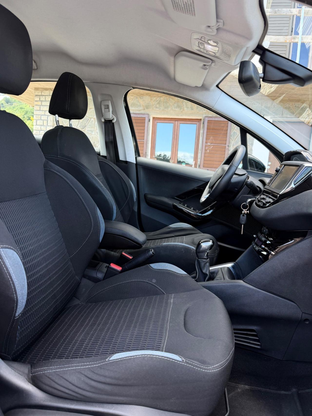 Peugeot 208 1.4 HDi 68 CV 5 porte Active