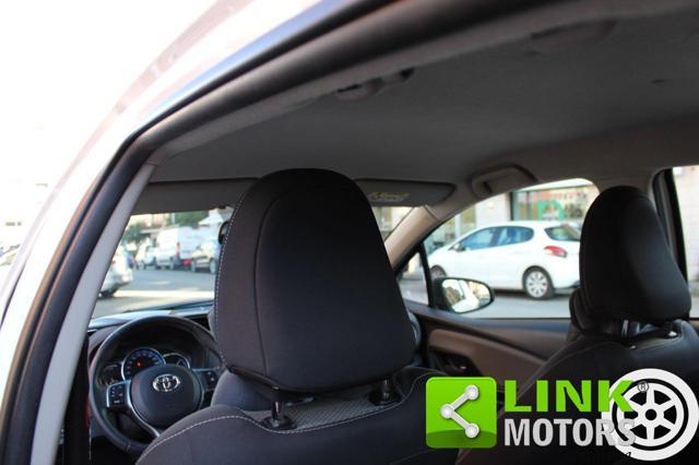 TOYOTA Yaris 1.5 Hybrid 5 porte Active cambio automatico