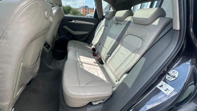 AUDI Q5 3.0 V6 TDI quattro S tronic S Line