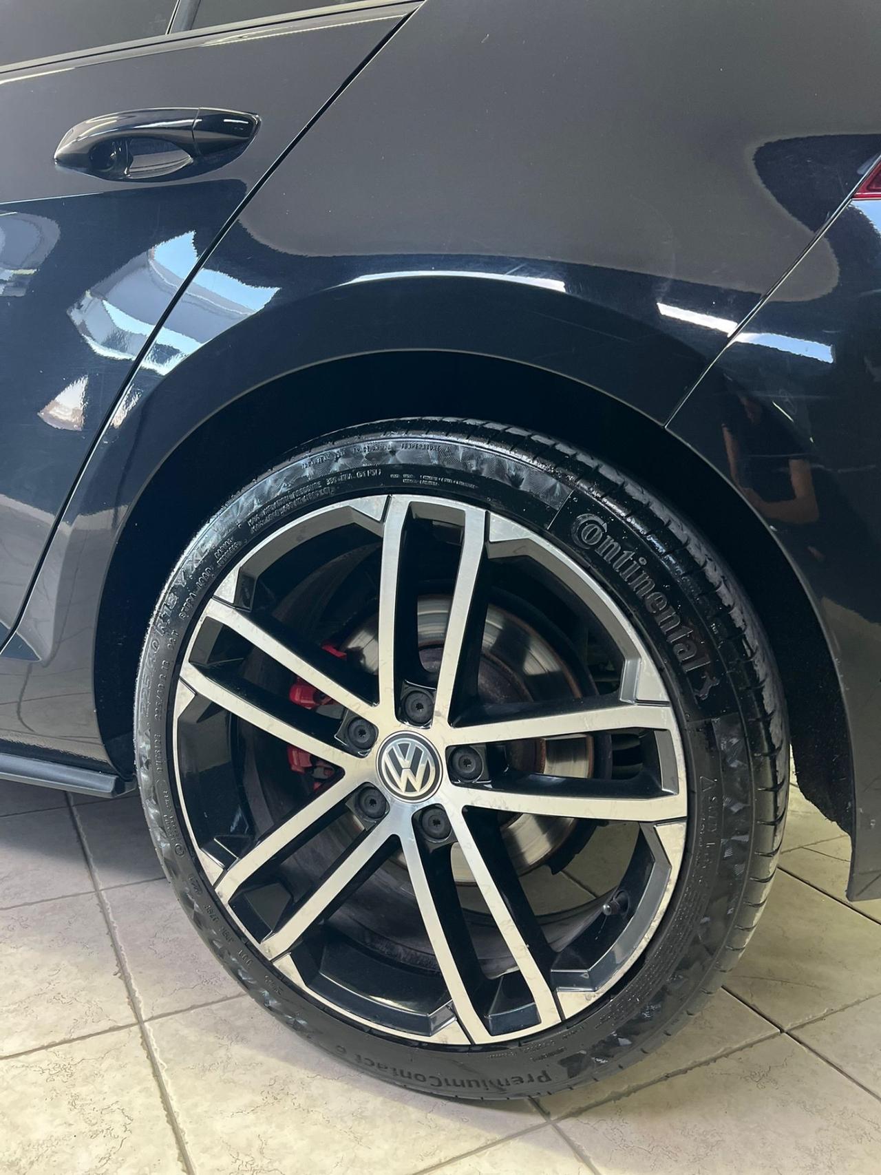 Volkswagen Golf GTD 2.0 TDI DSG 5p. BlueMotion Technology