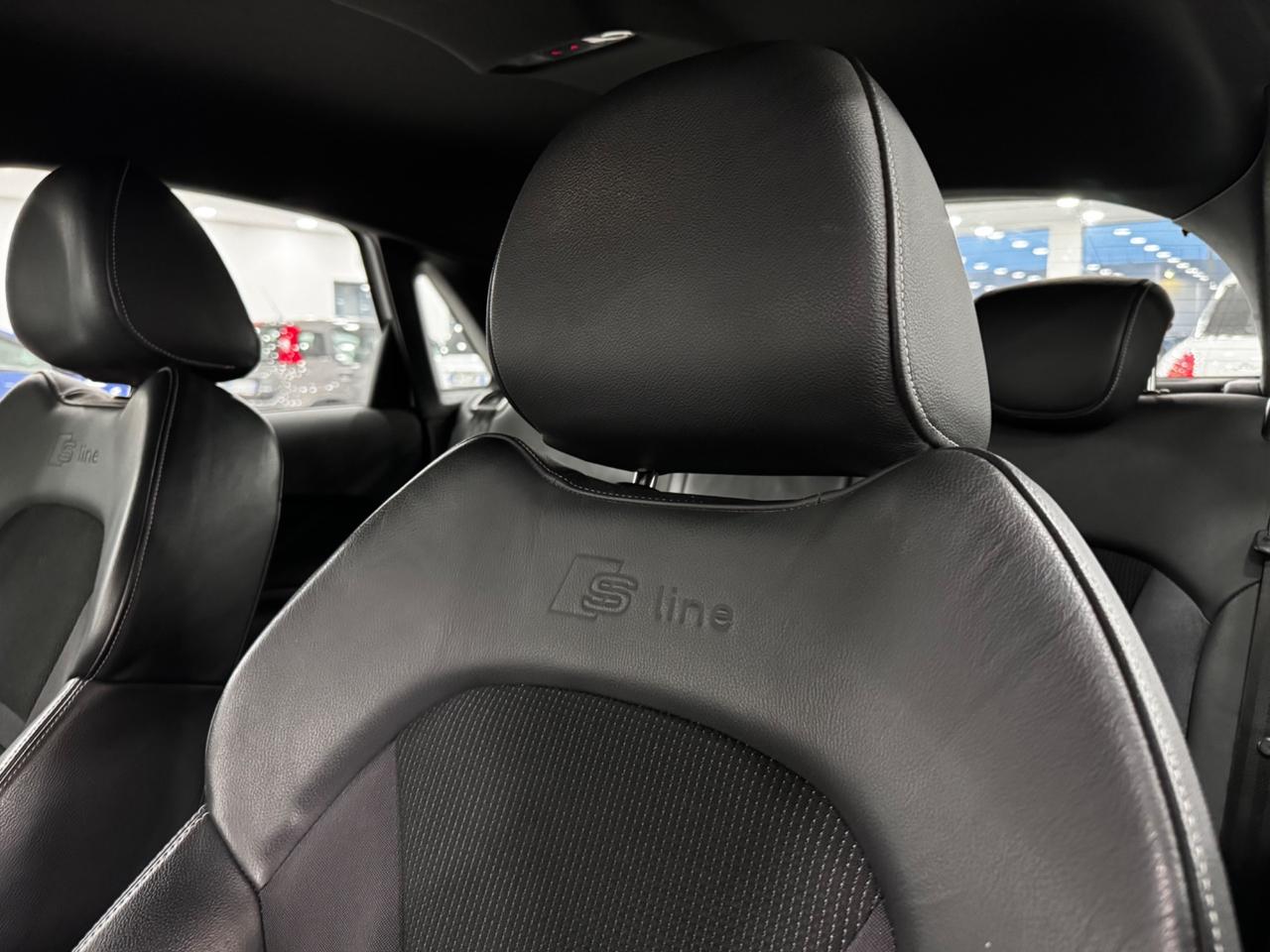 Audi A1 1.6 TDI S line edition plus