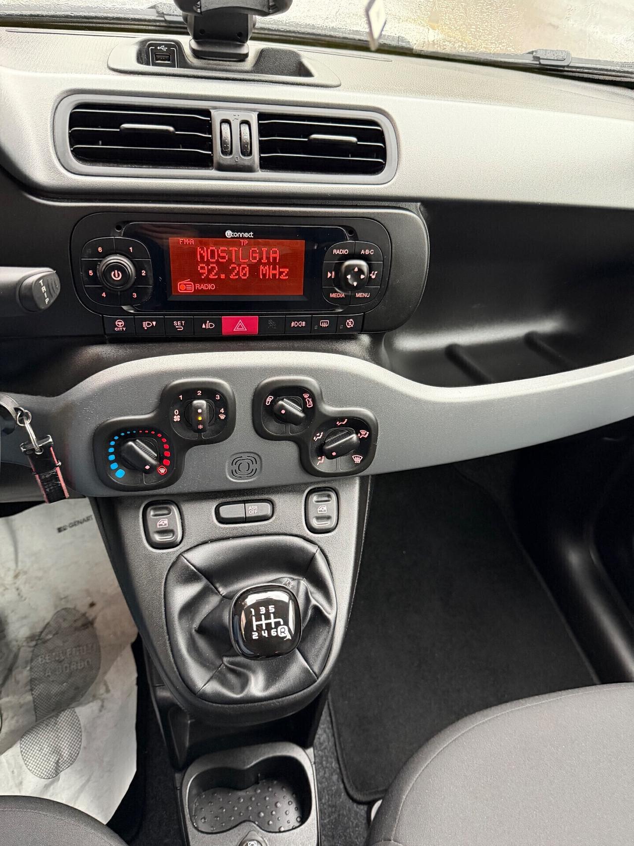 FIAT PANDA 1.0 Hybrid City Cross NEOPATENTATI