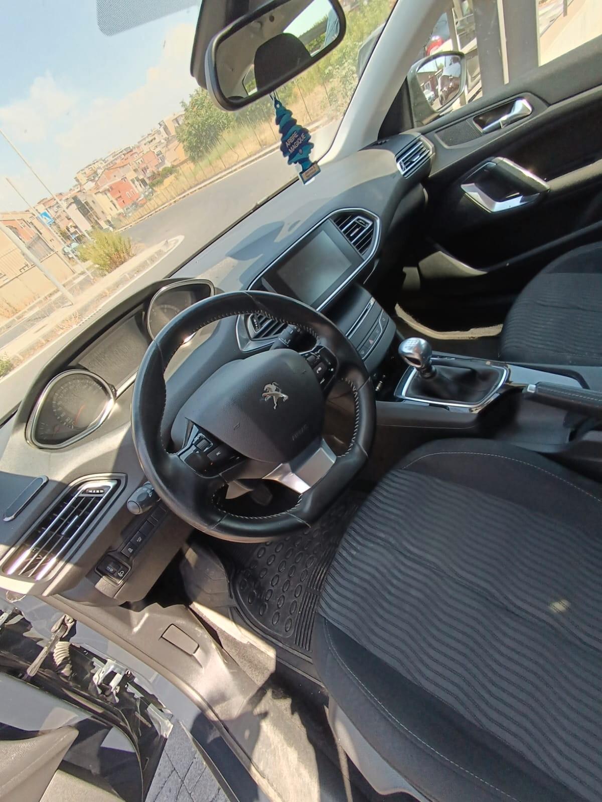 Peugeot 308 BlueHDi 120 S&S SW Business