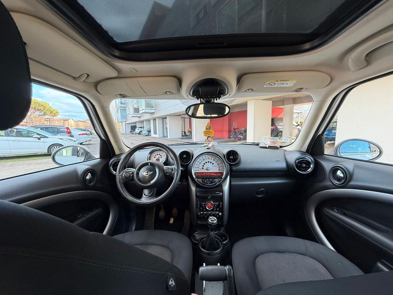 Mini Cooper D Countryman 1.6 adatta a neopatentati 2015