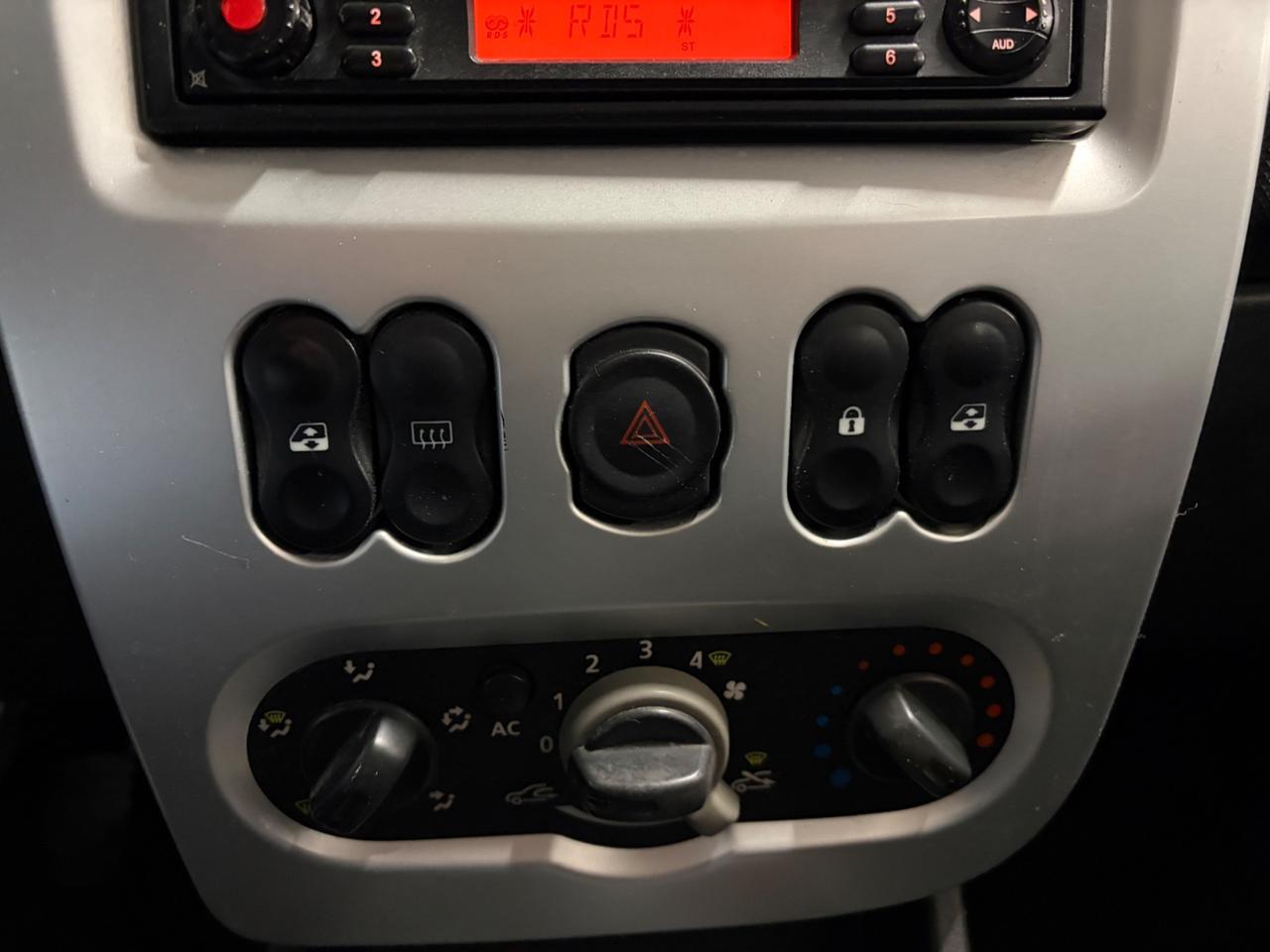 Dacia Sandero 1.4 8V GPL Lauréate