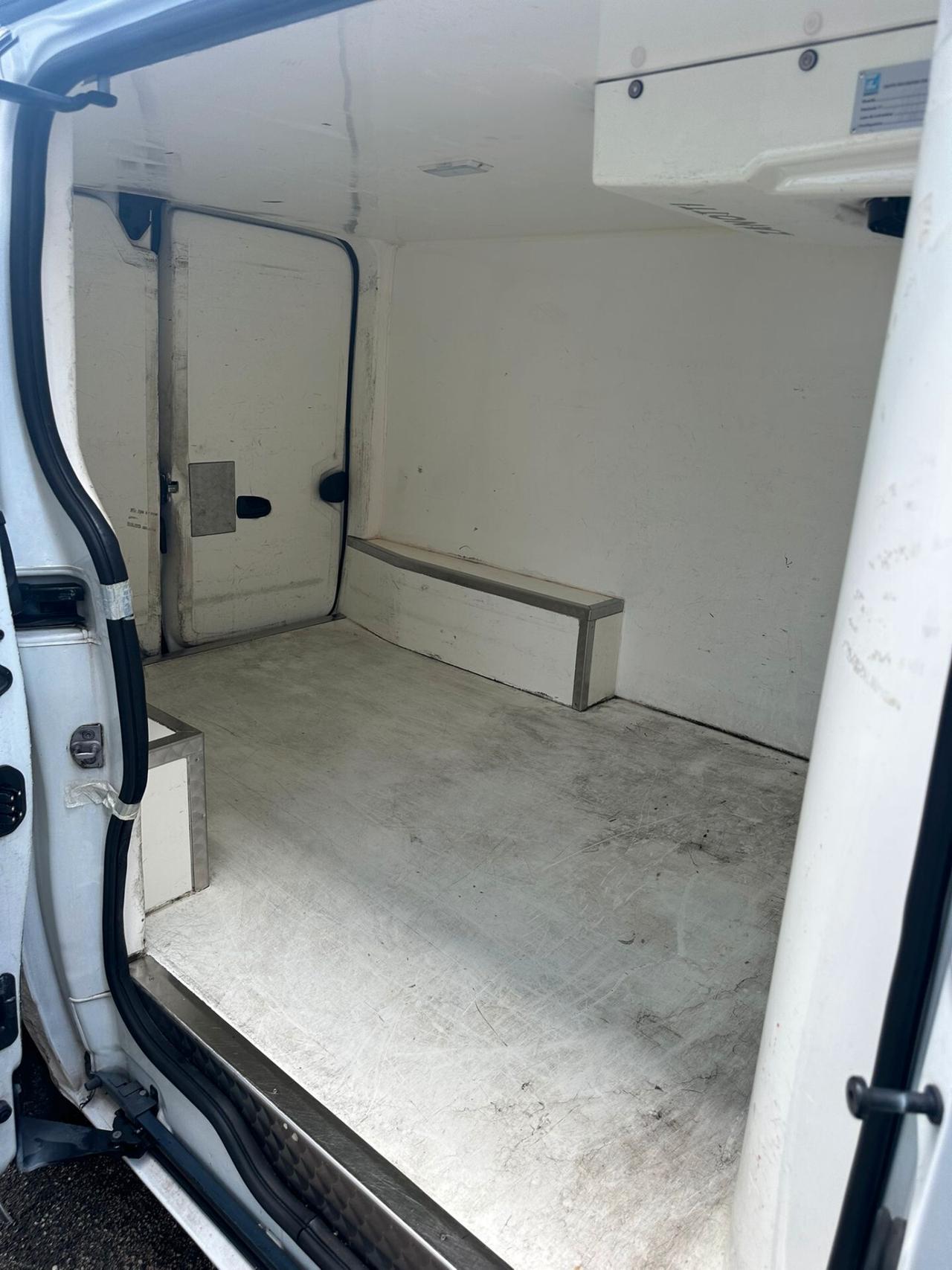 Renault Trafic T27 1.6 dCi 120CV PC-TN Furgone Ice