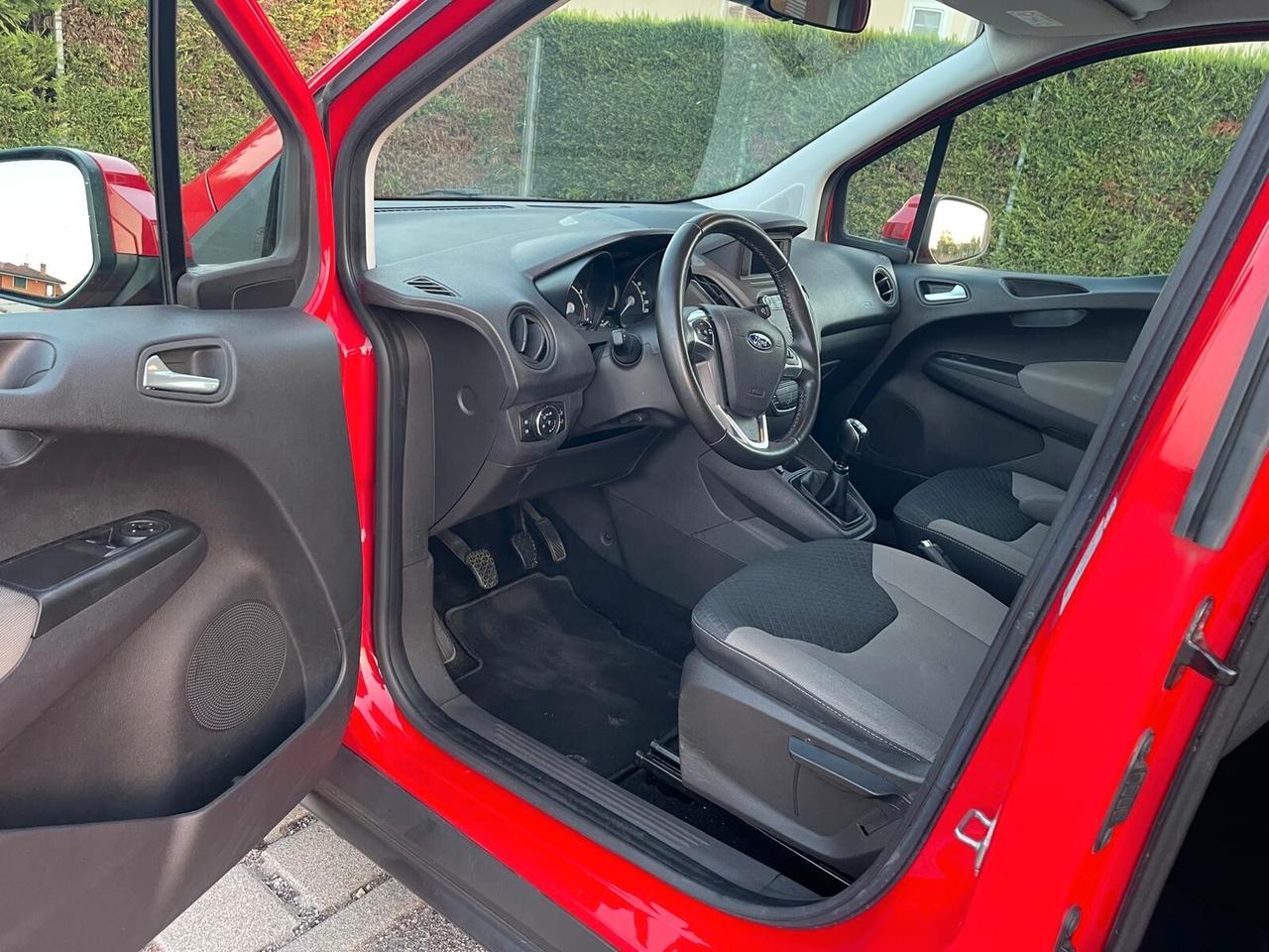 Ford Tourneo Courier 1.0 EcoBoost 100 CV Sport