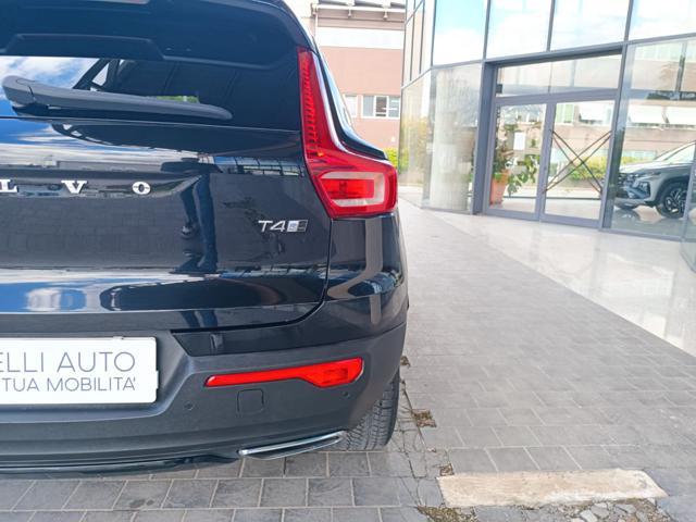 VOLVO XC40 T4 AWD Geartronic R-design