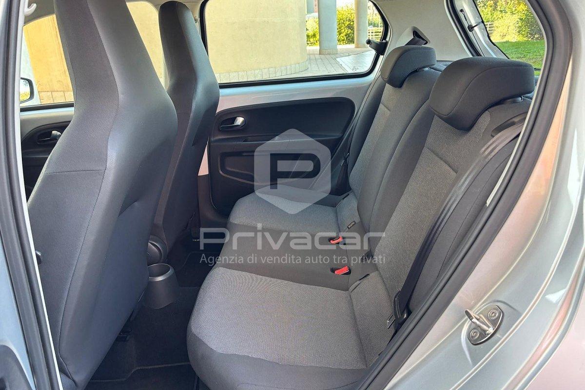 VOLKSWAGEN 1.0 75 CV 5p. high up!