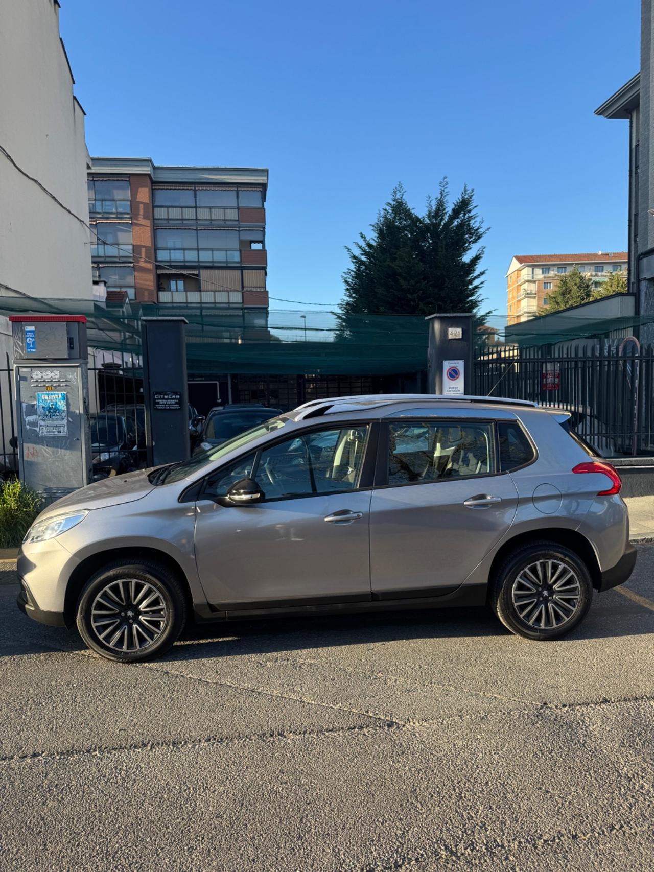 Peugeot 2008 benz euro6 1.2 82 cv