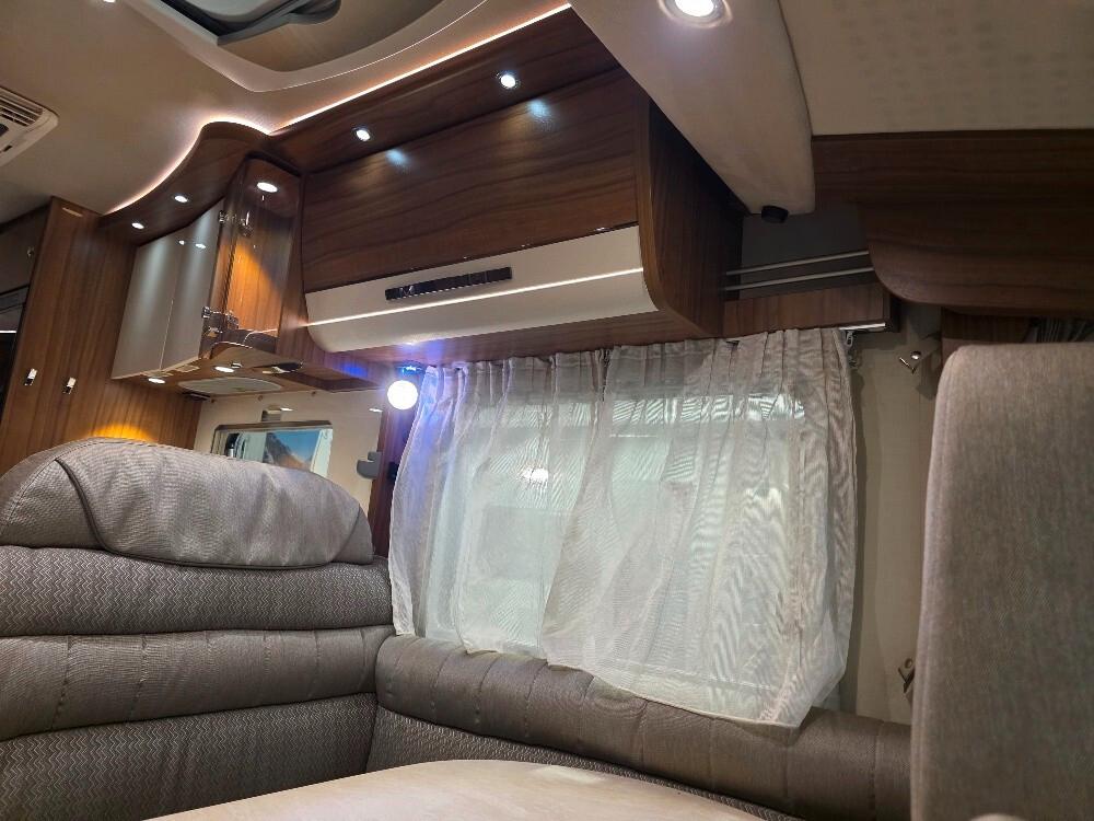 CAMPER HYMER B 588 PREMIUM LINE