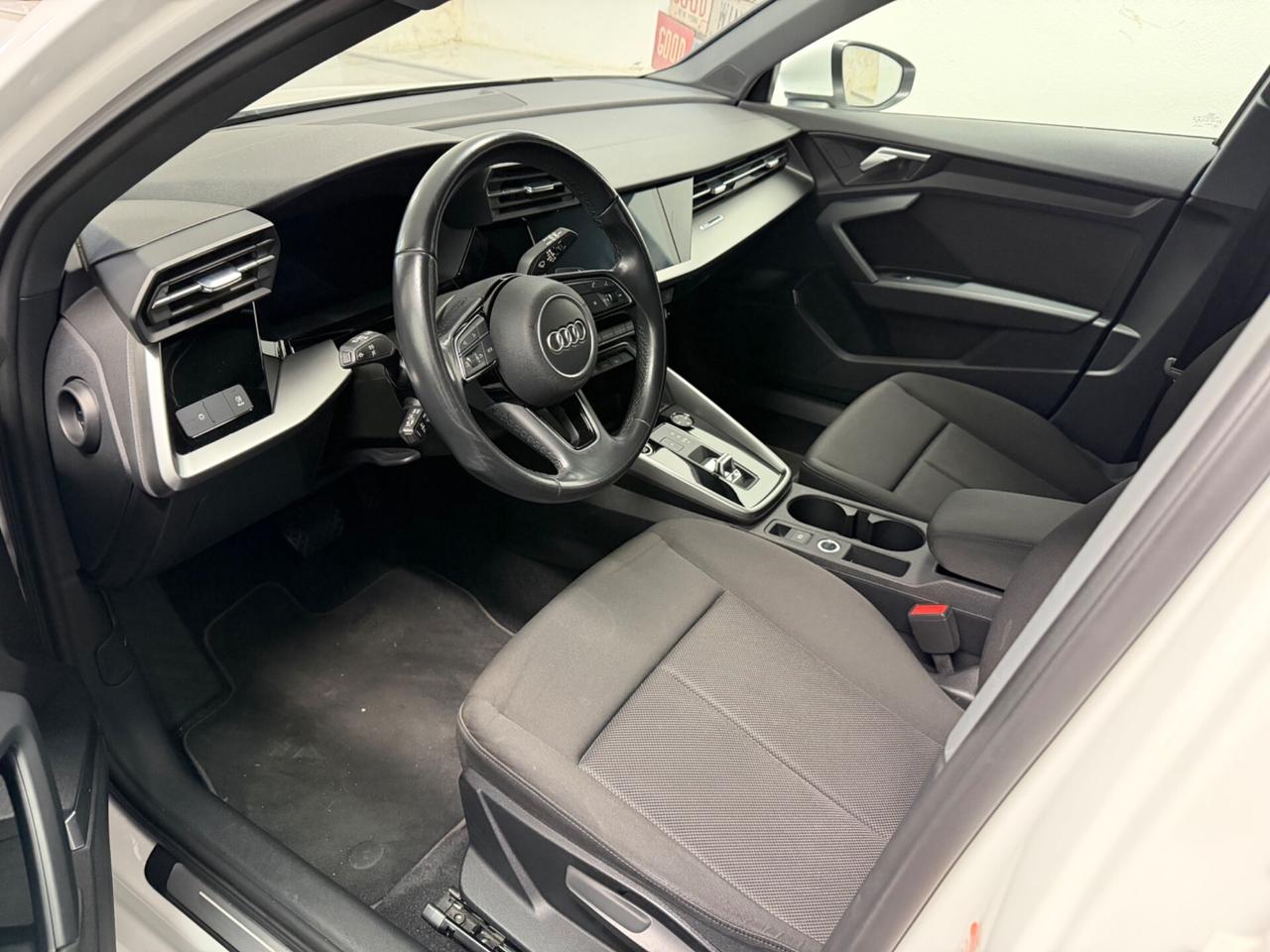 Audi A3 SPB 2.0 35 TDI S tronic line edition full optional.