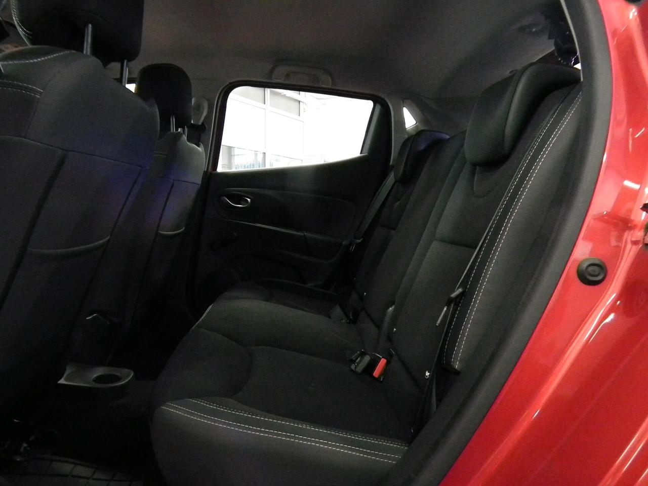 Renault Clio 1.2 BZ 5 P NAVI SENSORI CRUISE CONTROL ! ZEN