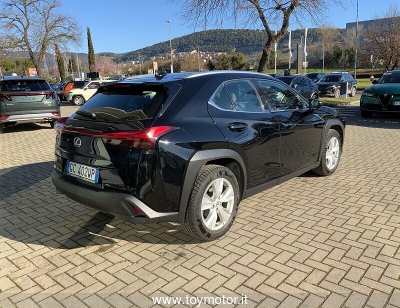 Lexus UX Hybrid Business