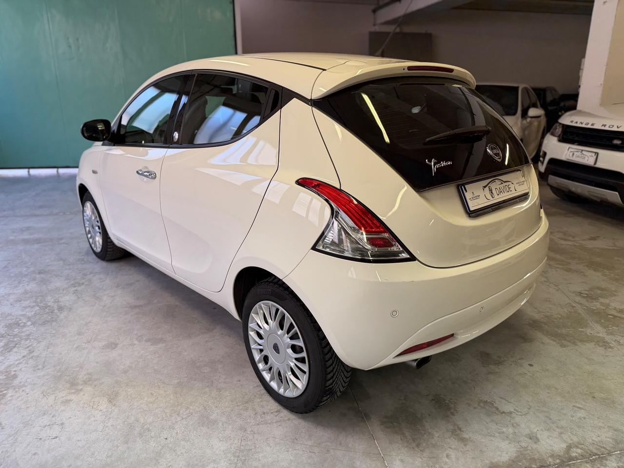 Lancia Ypsilon 1.2 69 CV 5 porte Benz/GPL Ecochic Gold