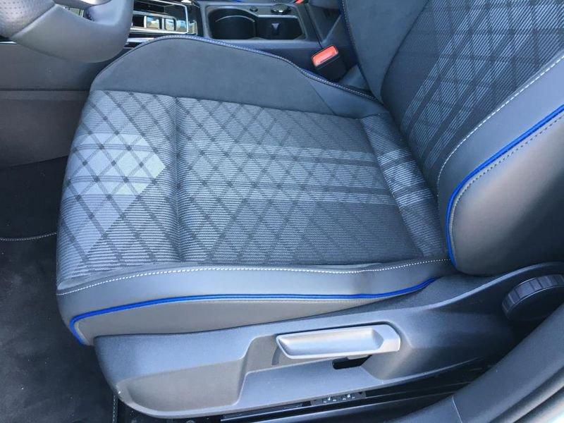 Volkswagen Golf 2.0 TDI 150 CV DSG R-Line Plus PROMO!! TETTO APRIBILE