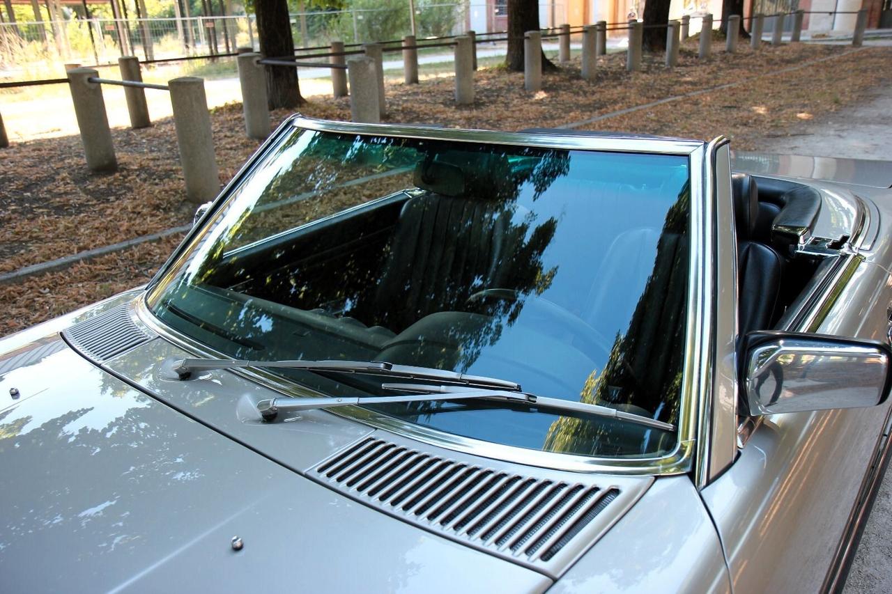 Mercedes-benz SL 300 cabriolet