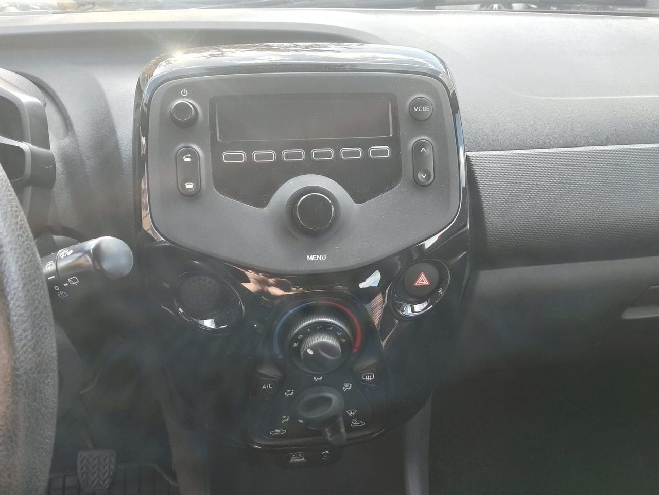 Citroen C1 VTi 72 S&S 5 porte Live