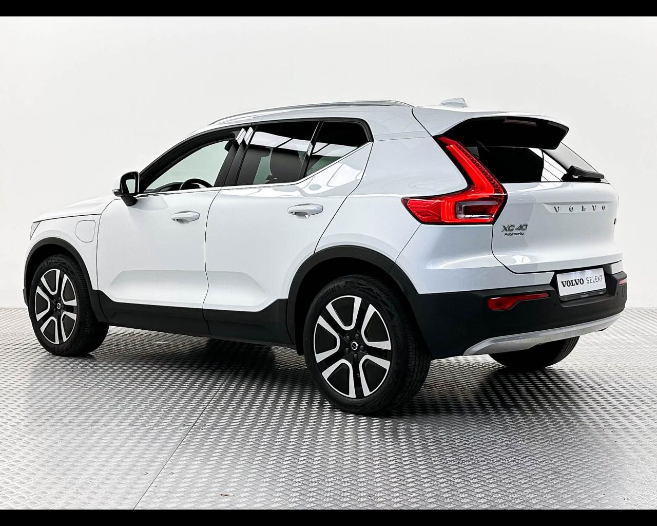 VOLVO XC40 T5 Recharge Plug-in Hybrid Inscription