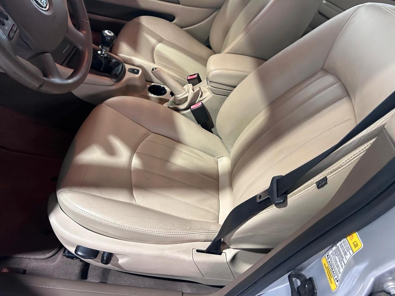 Jaguar X-Type 2.2D cat Wagon Executive