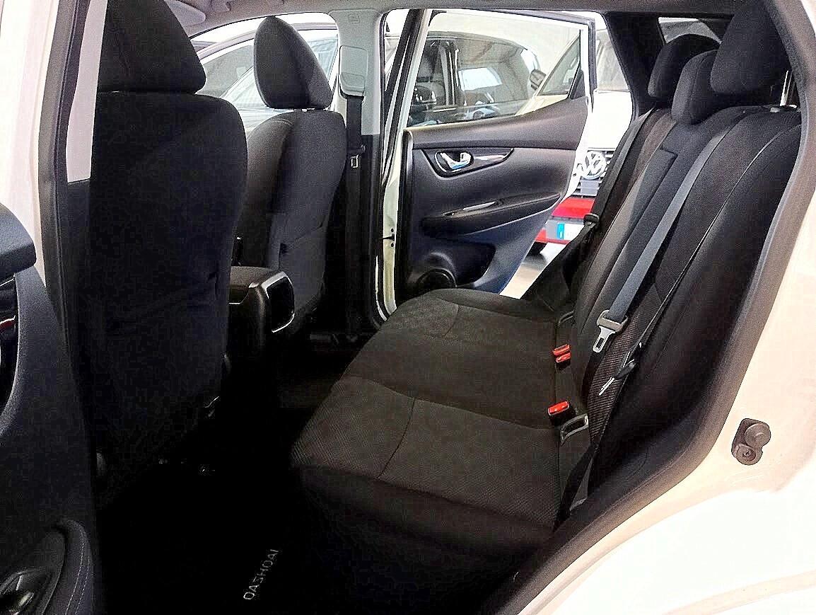 Nissan Qashqai 1.5 DCI TEKNA 360° TETTO PANO 18" EURO6