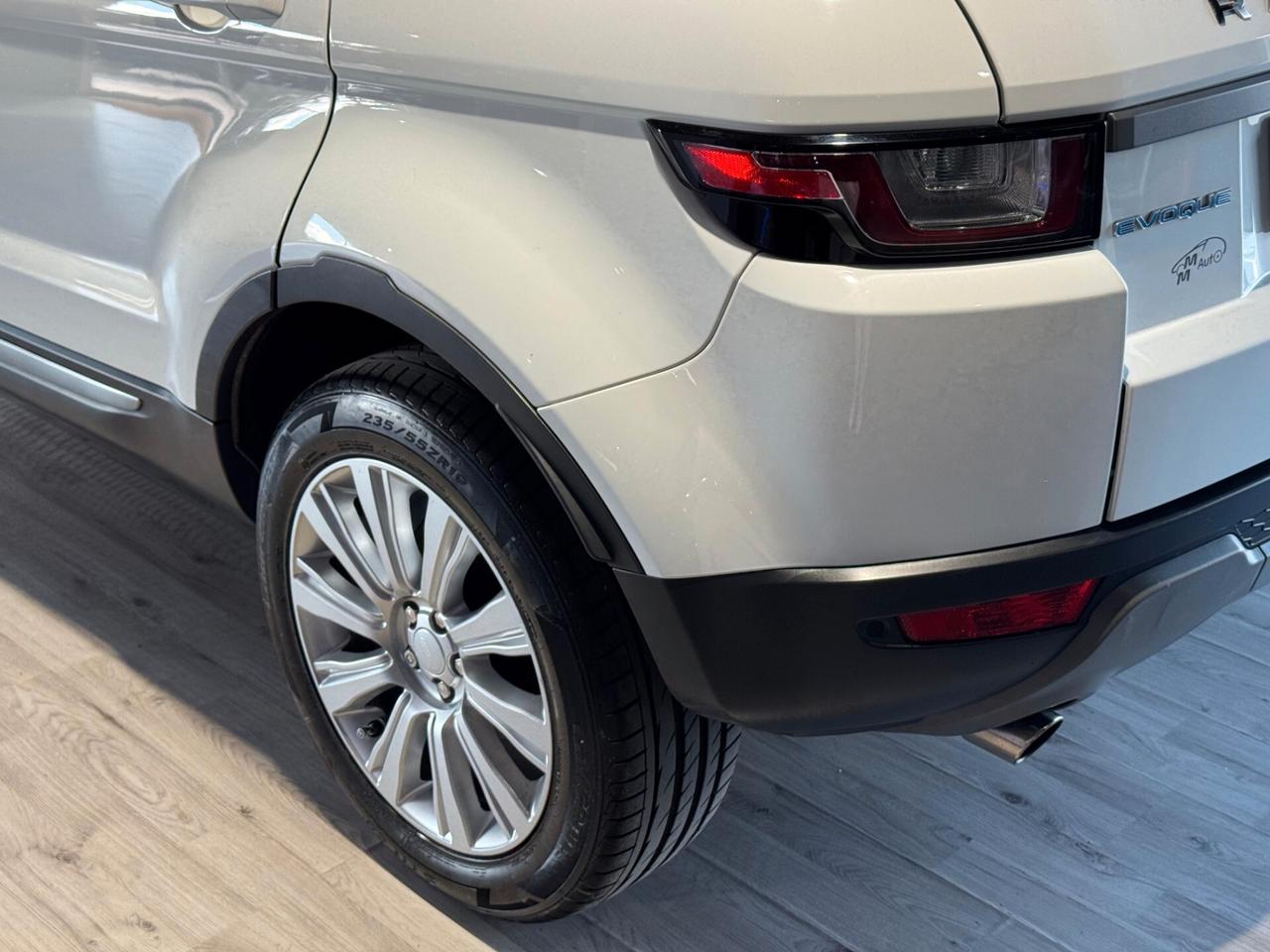 Land Rover Range Rover Evoque 2.0 TD4 150 CV 5p. SE
