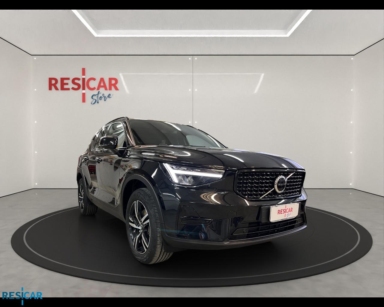 VOLVO XC40 2.0 b3 Plus Dark auto