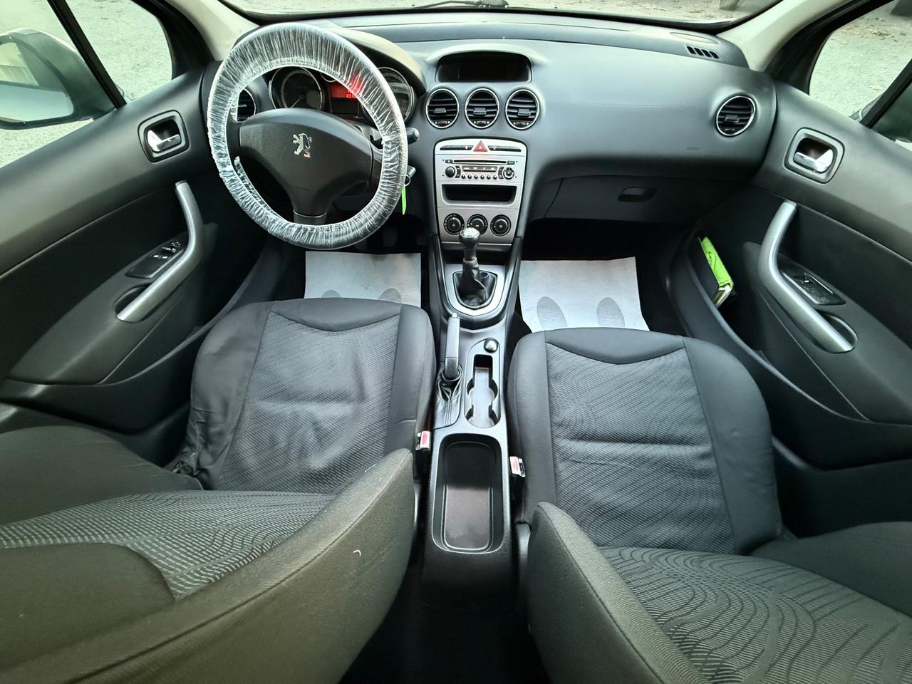 Peugeot 308 1.6 HDi 90CV 5p. - Neopatentati