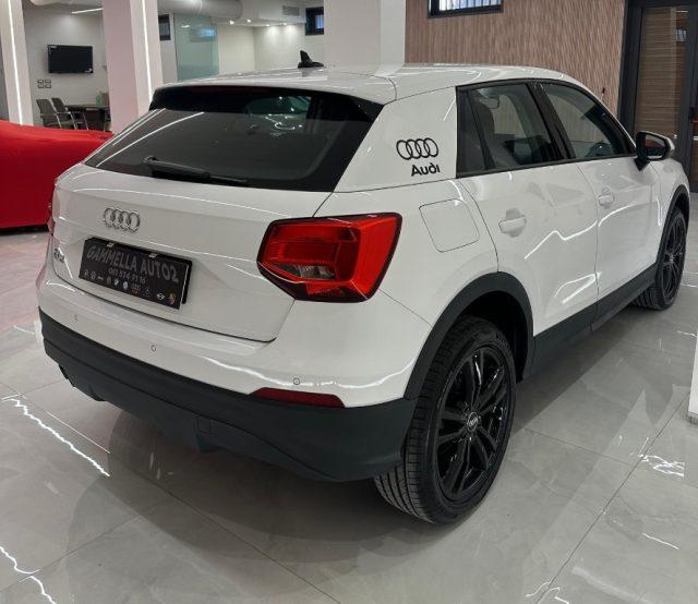 AUDI Q2 35 TDI S tronic Business