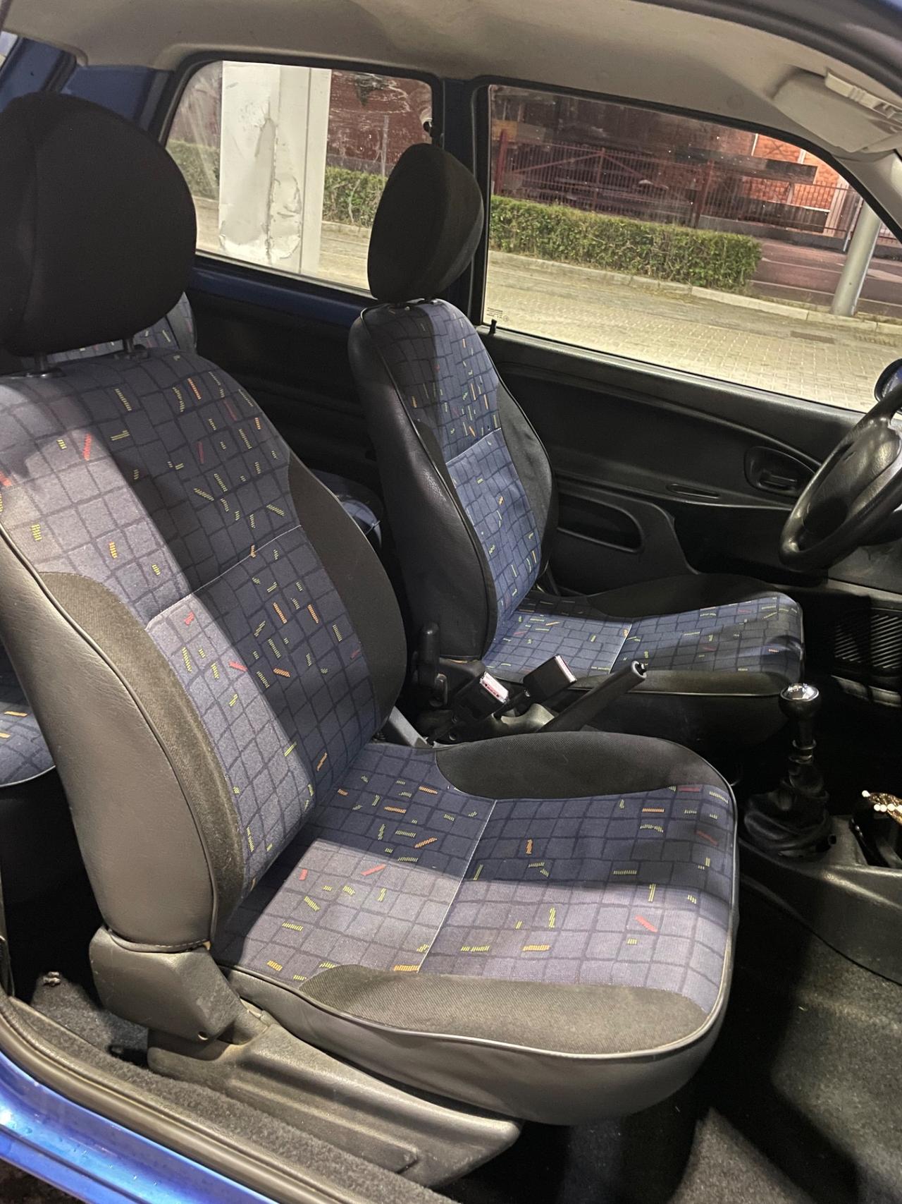 CITROEN SAXO 1.1 BENZINA 140.000 KM NEOPATENTATI.