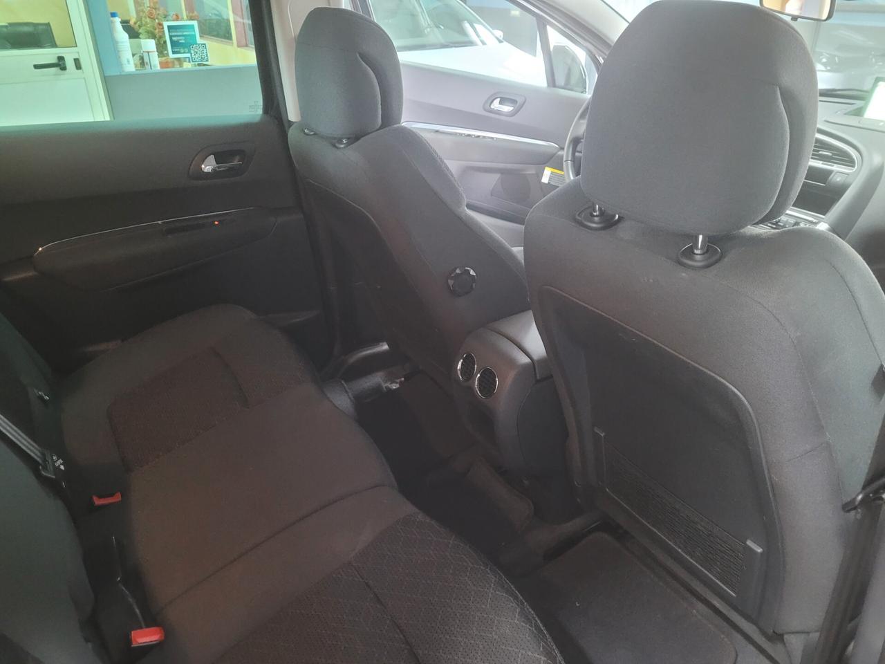 Peugeot 3008 BlueHDi 120 S&S Allure