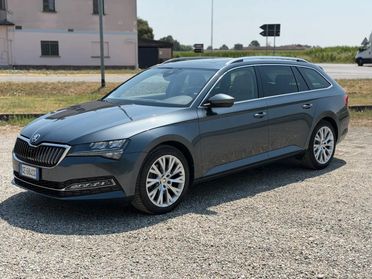 Skoda Superb 2.0 TDI EVO 200 CV SCR DSG Wagon 4x4 Style