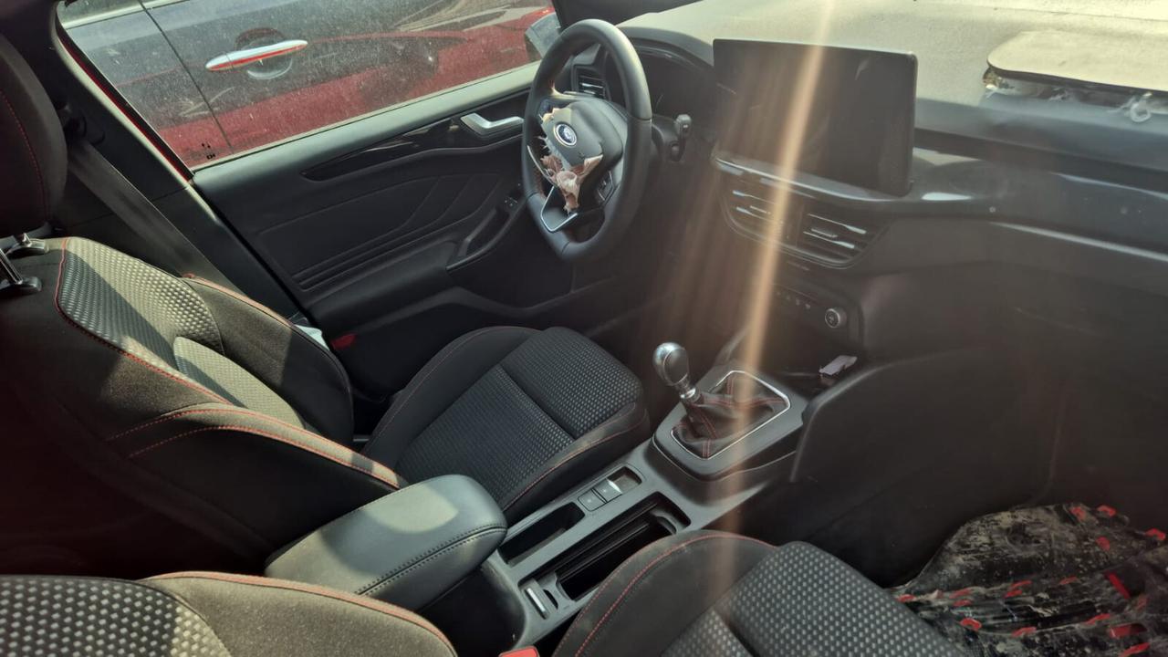 Ford Focus 1.0 EcoBoost Hybrid 155 CV 5p. ST-Line X