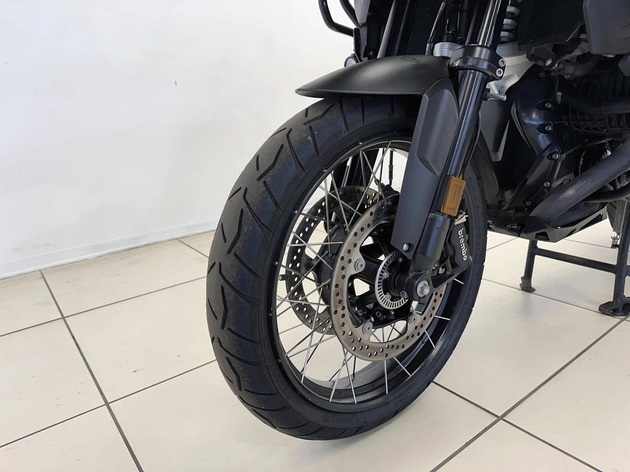 BMW R 1200 GS Adventure Triple Black