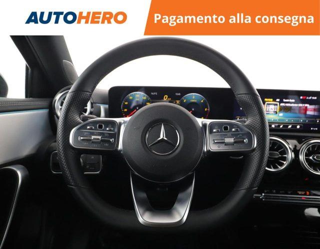 MERCEDES-BENZ A 180 d Automatic Premium